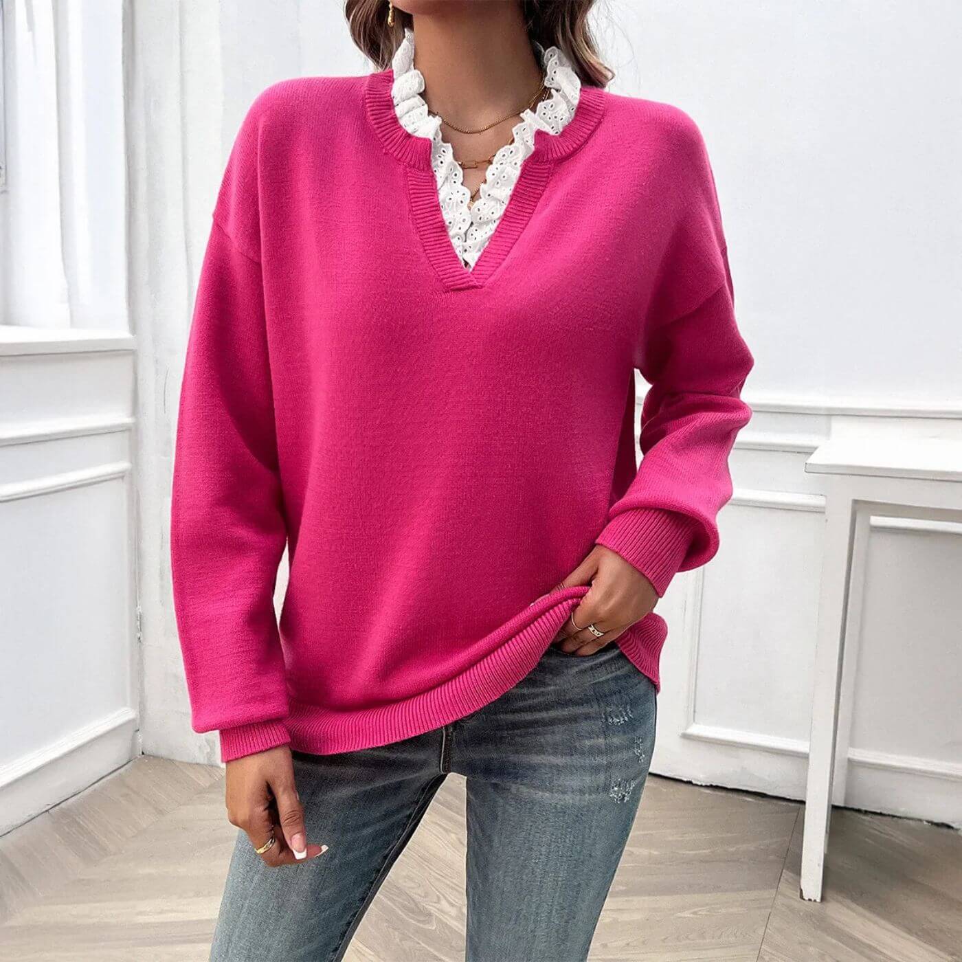 Olive™ - Elegant Genser med Blondekrage